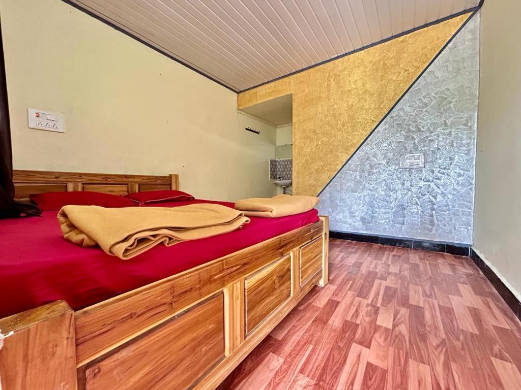 Dandeli Goldfinch Resort Bagian luar foto