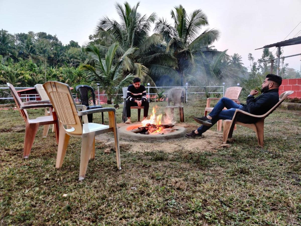Dandeli Goldfinch Resort Bagian luar foto